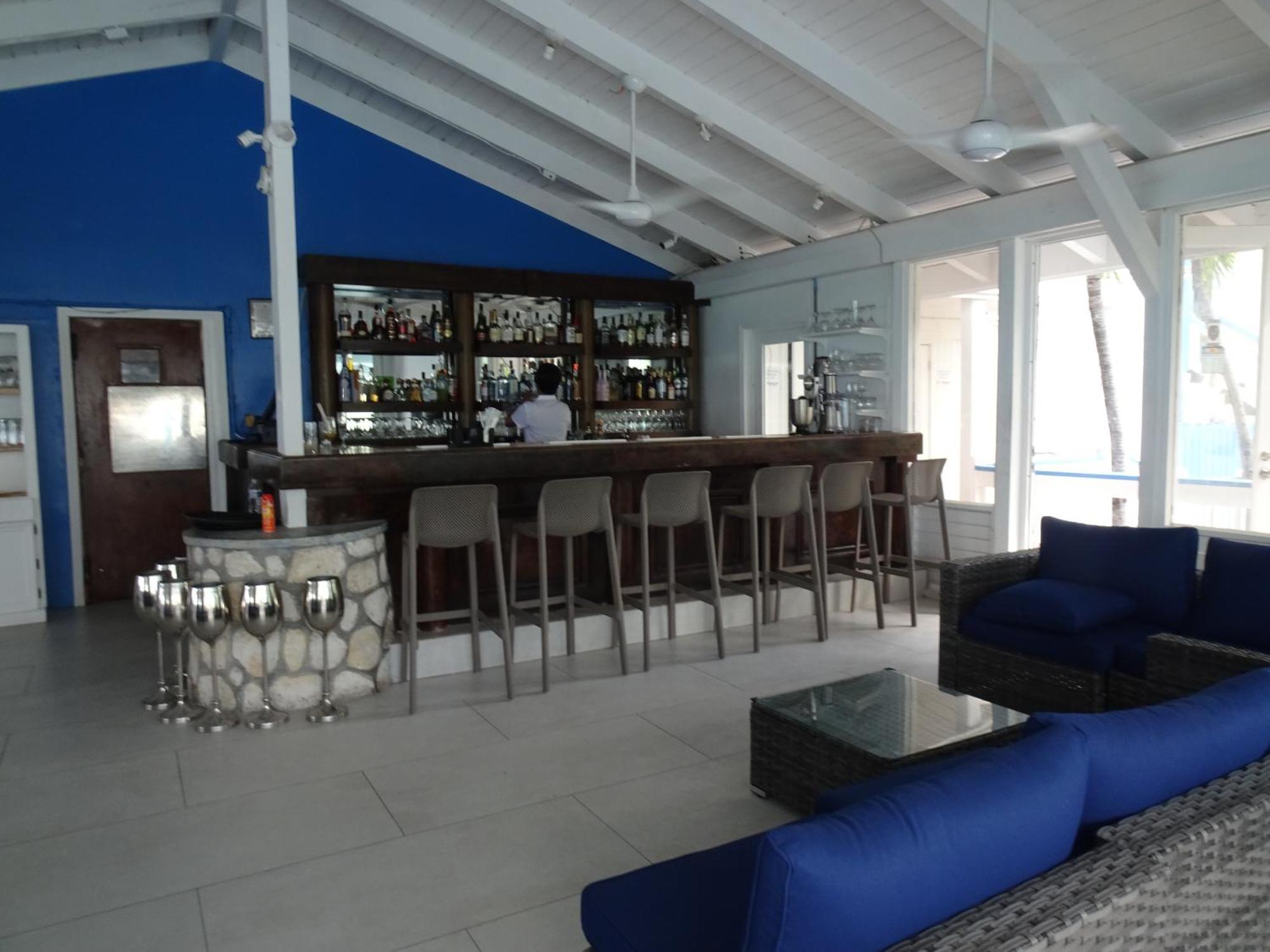 Sibonne Beach Hotel Грейс-Бэй Экстерьер фото
