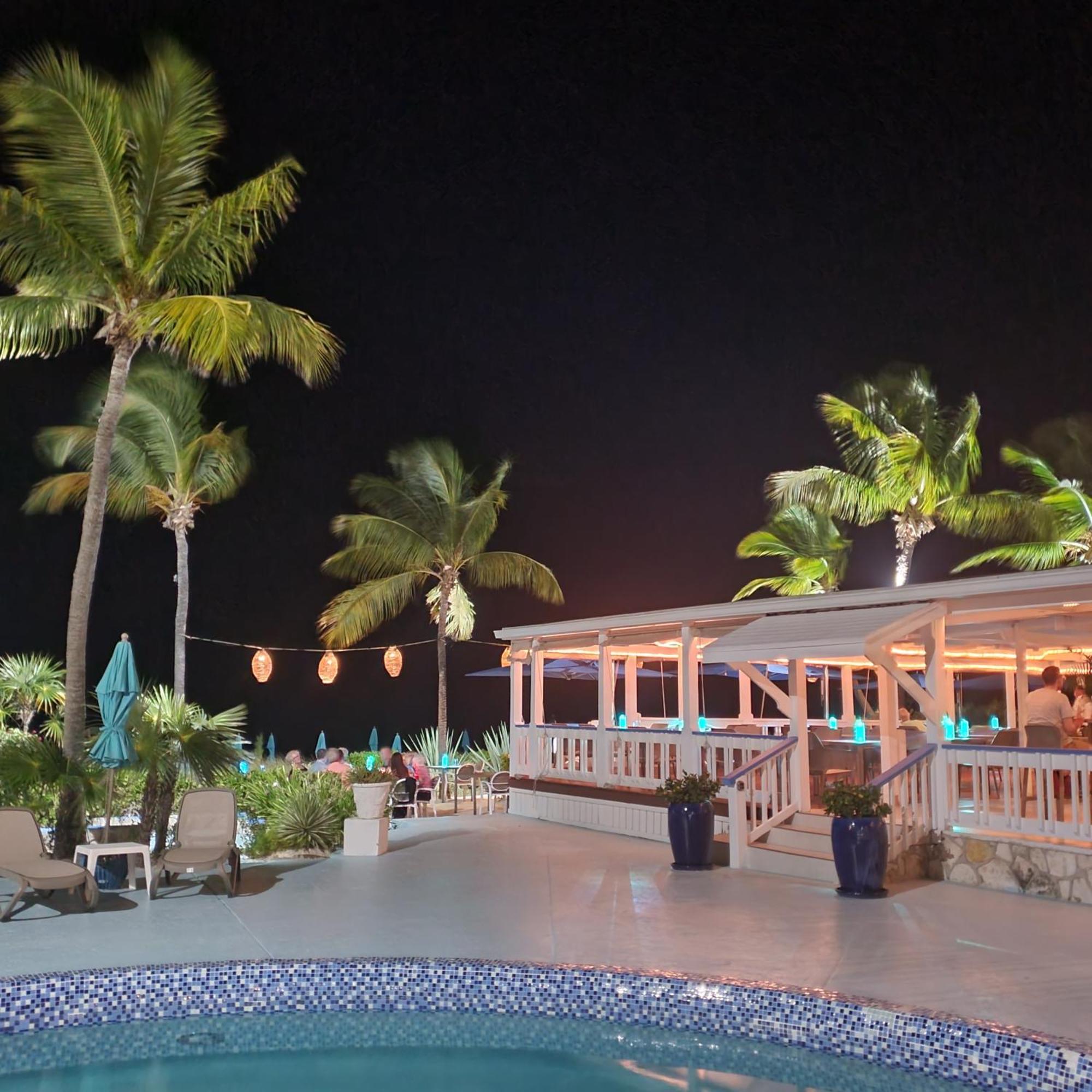 Sibonne Beach Hotel Грейс-Бэй Экстерьер фото